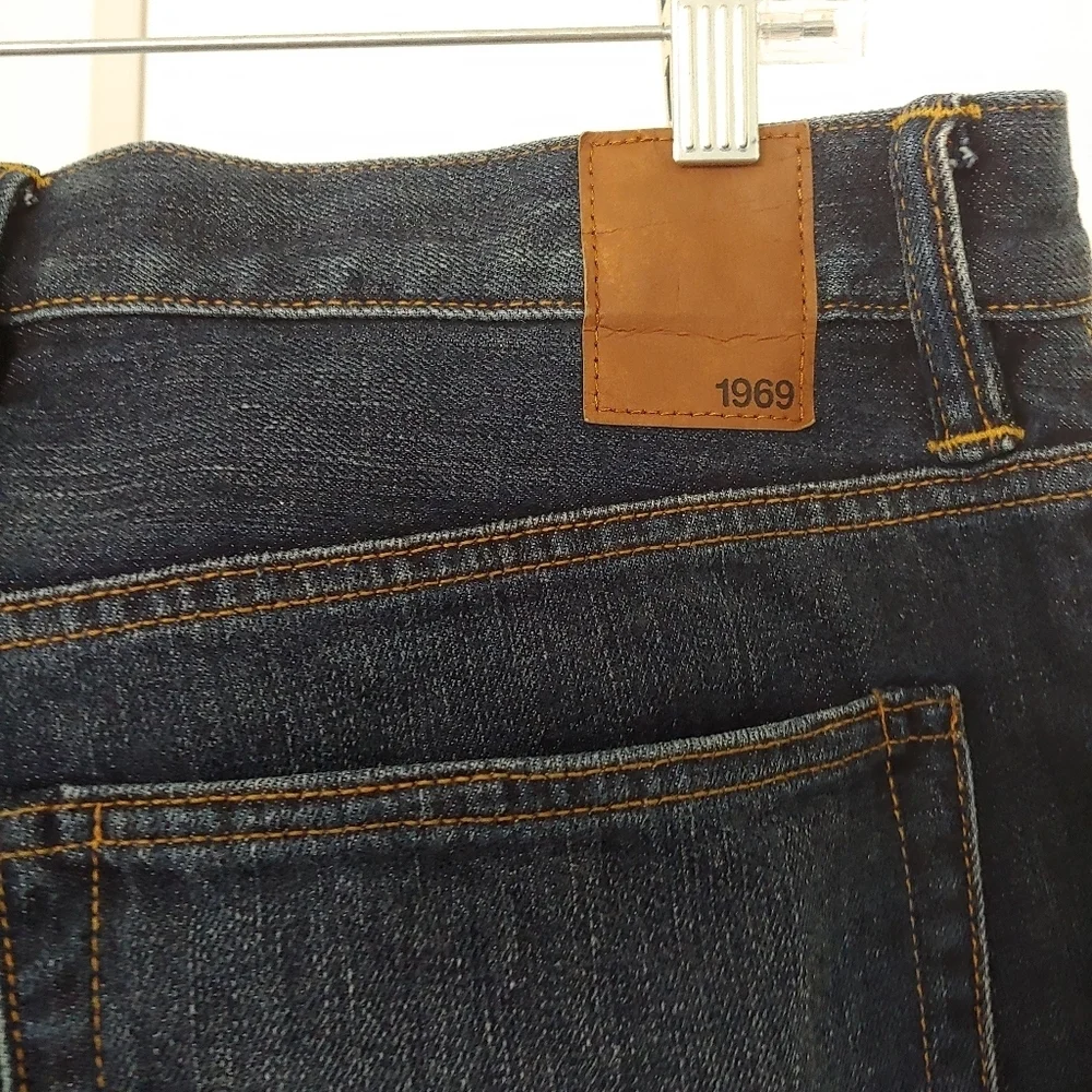 GAP pre owned
